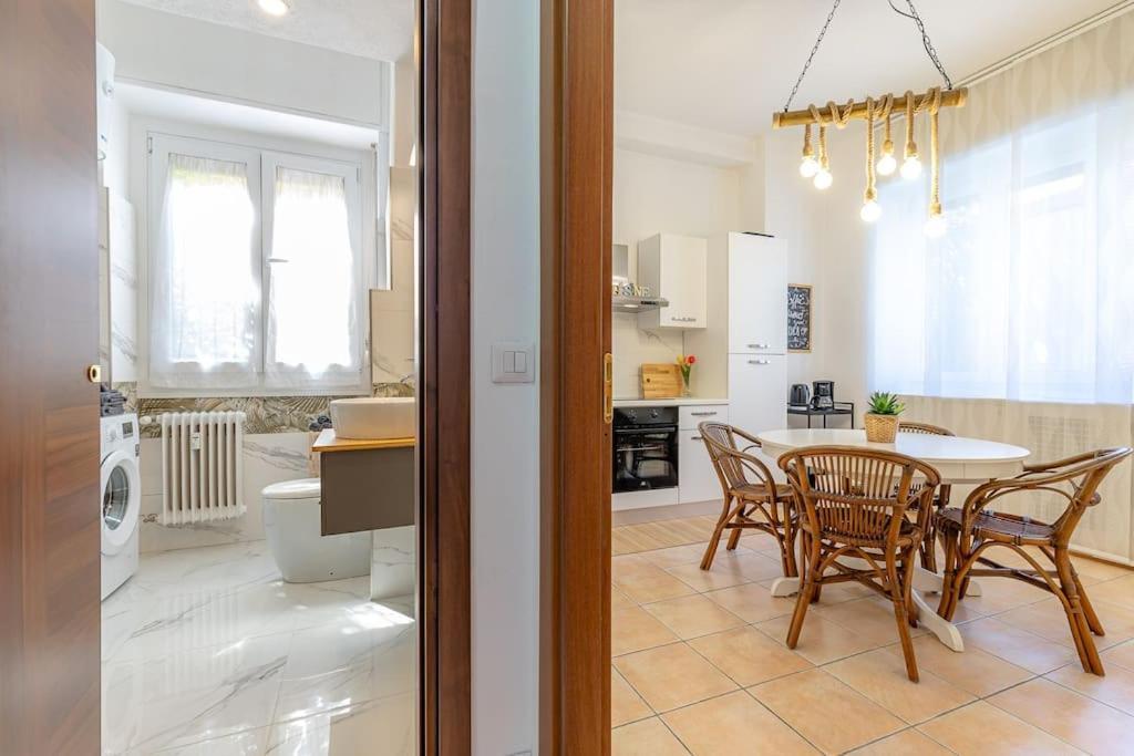 Rio'S Cozy Apartment In The Heart Of Côme Esterno foto